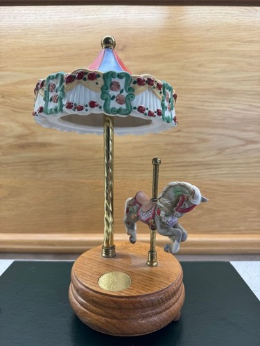 Vintage willitts carousel - vintage,